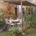 Casa Camboni-dimora Storica Couette-café San Vito (Sardinia)