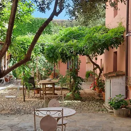 Bed & Breakfast Casa Camboni-Dimora Storica Bed & Breakfast