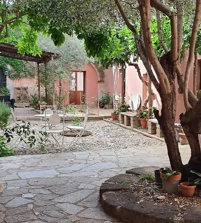 Casa Camboni-dimora Storica Bed and breakfast 4*