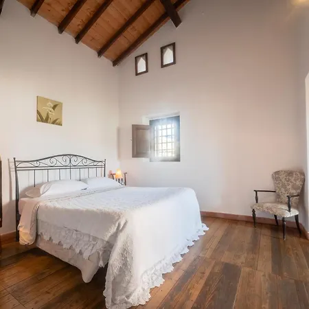 Casa Camboni-Dimora Storica Bed & Breakfast 4* San Vito (Sardinia)