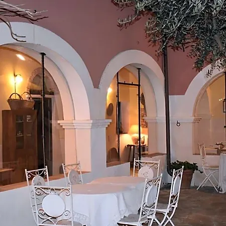 Casa Camboni-Dimora Storica Bed & Breakfast 4* San Vito (Sardinia)