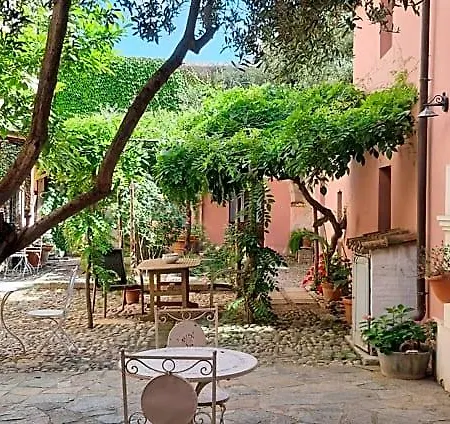 Bed & Breakfast Casa Camboni-Dimora Storica Bed & Breakfast