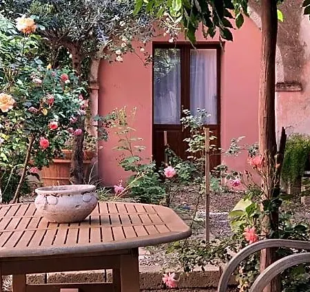 Casa Camboni-Dimora Storica Bed & Breakfast 4* San Vito (Sardinia)