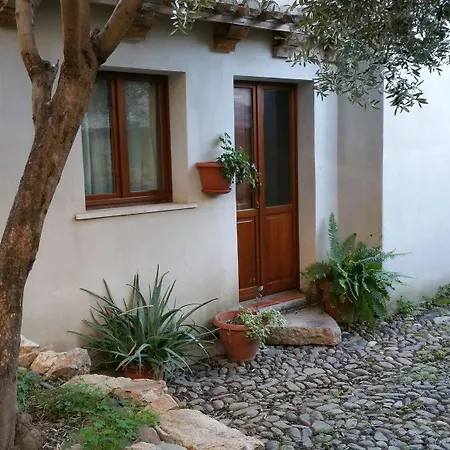 Casa Camboni-dimora Storica Bed and breakfast 4*