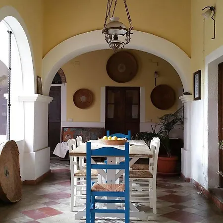 Casa Camboni-dimora Storica Bed and breakfast San Vito (Sardinia)